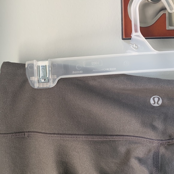 Army Green Cropped Lululemon Leggings 21” - Picture 3 of 3